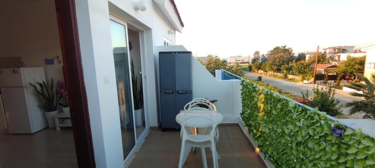 Thalassa Seaside Boutique Beach Apartment Polis المظهر الخارجي الصورة